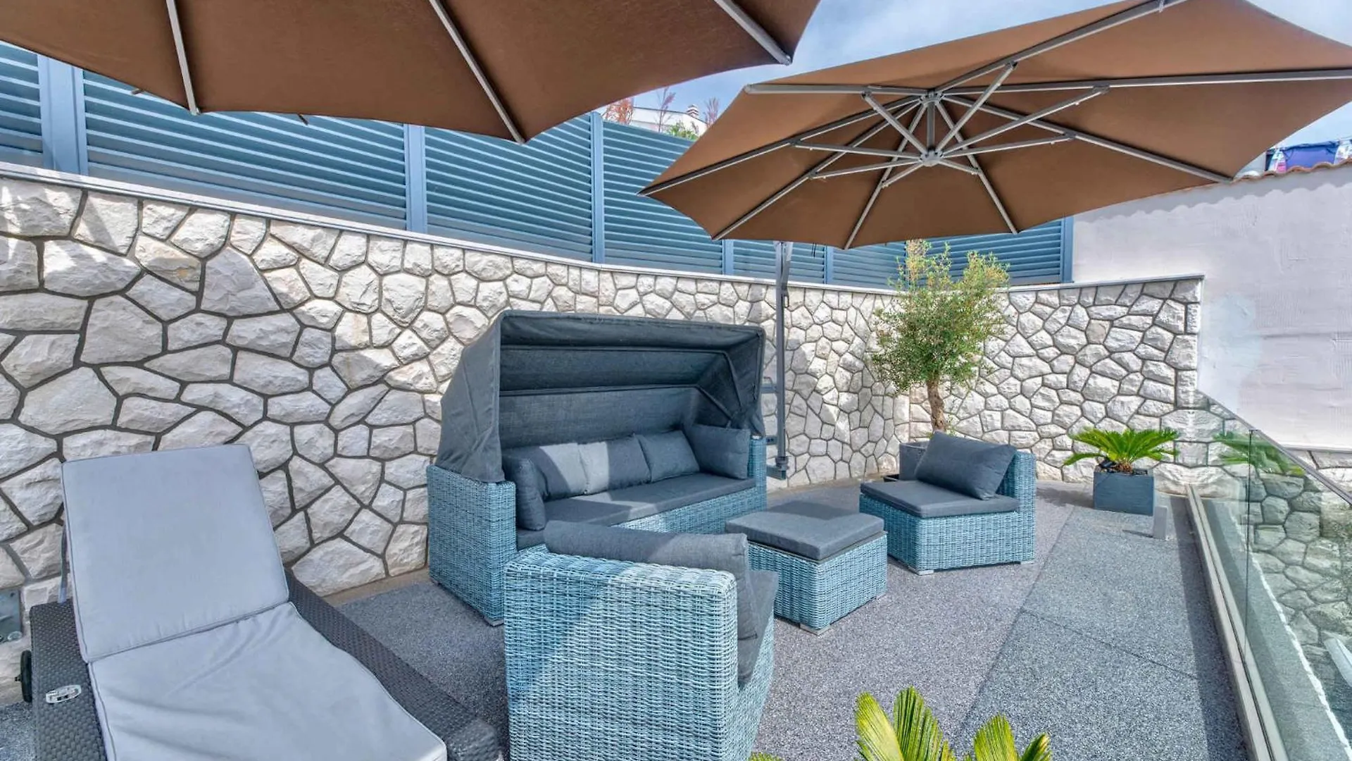 Apartments In Crikvenica 41697