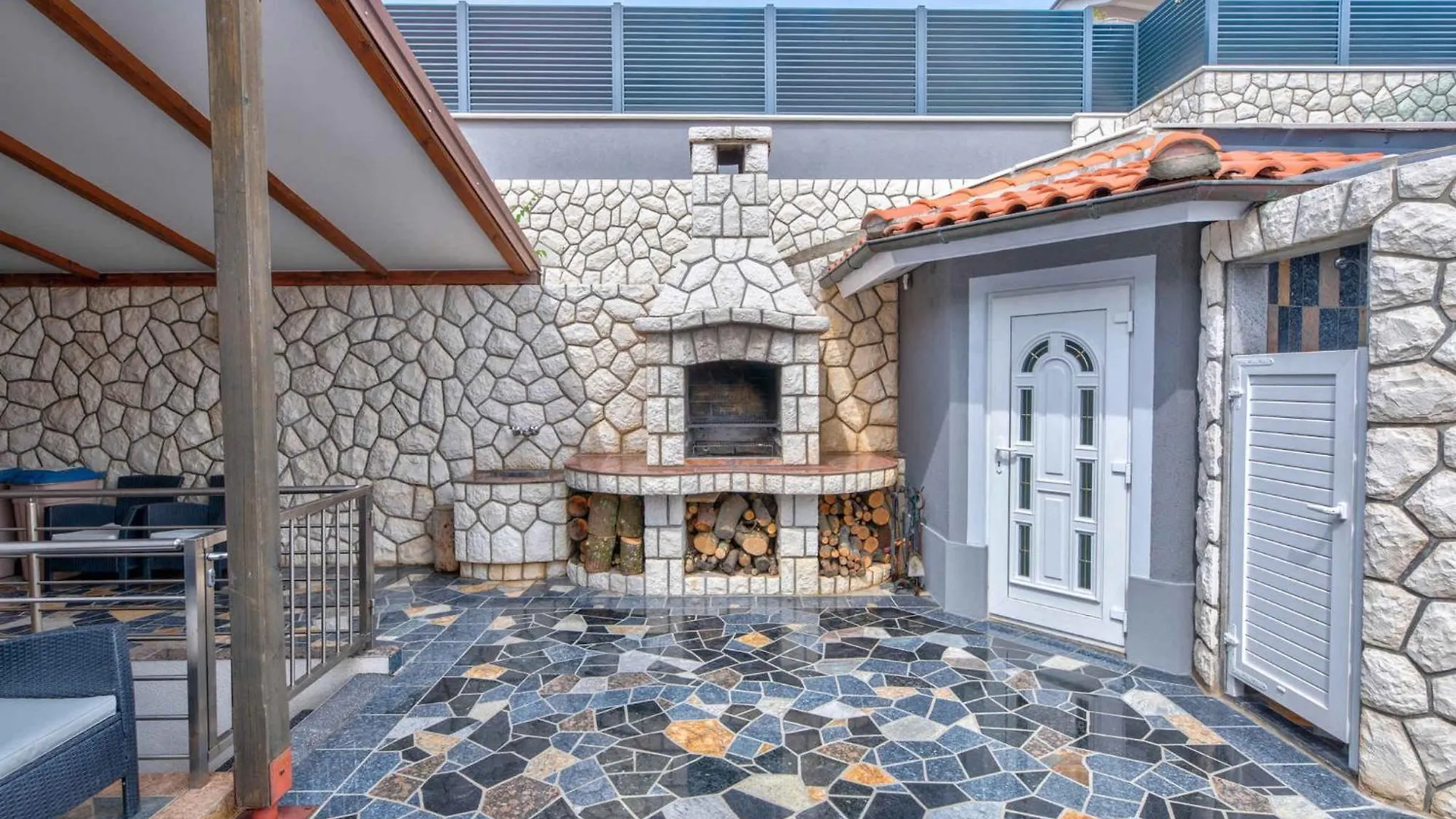 Apartments In Crikvenica 41697 Croatia