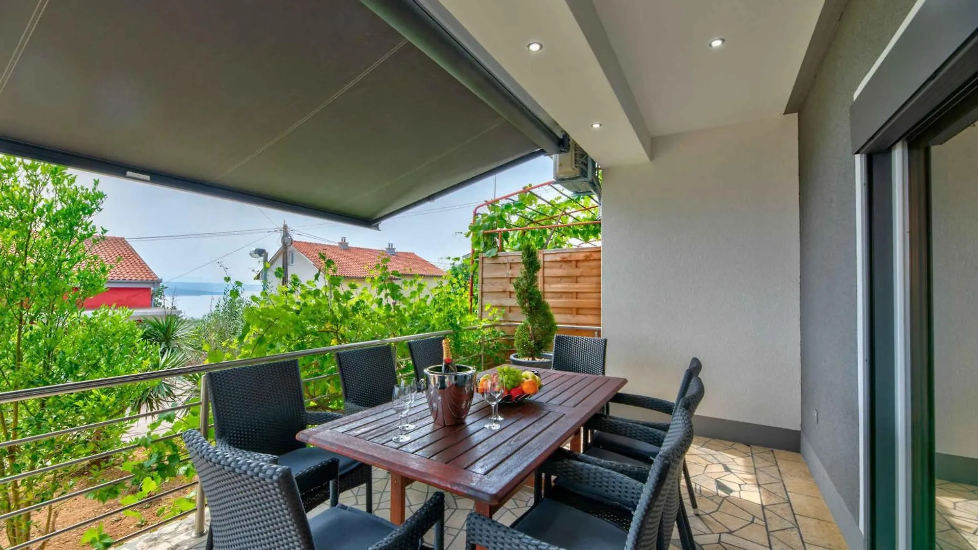 Apartments In Crikvenica 41697