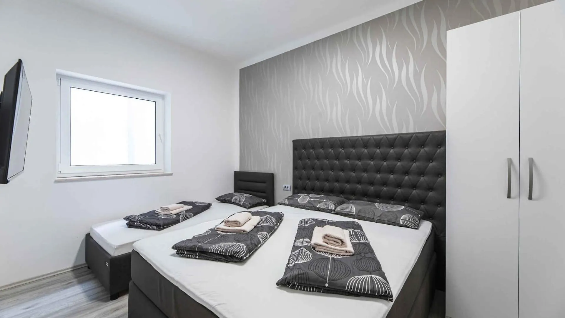 Apartments In Crikvenica 41697